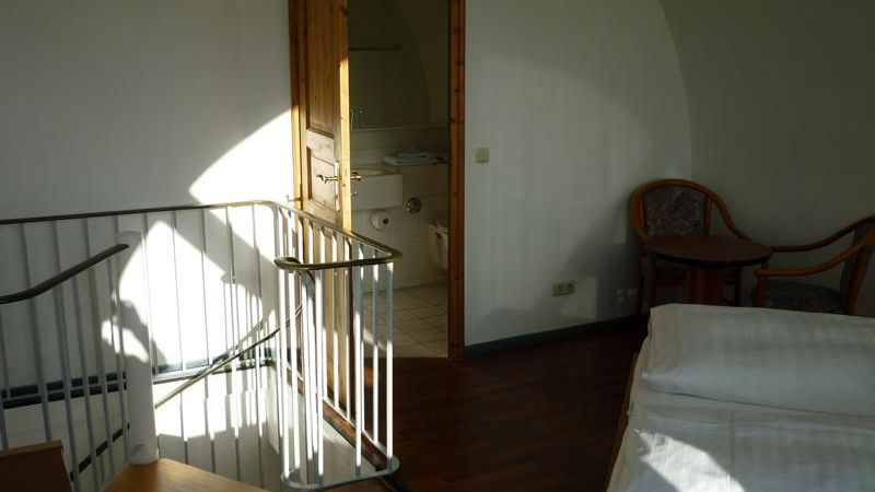 Suite, obere Etage - Schlafzimmer & Bad